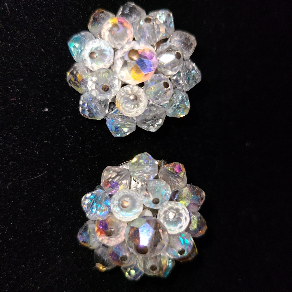 Clip on earrings